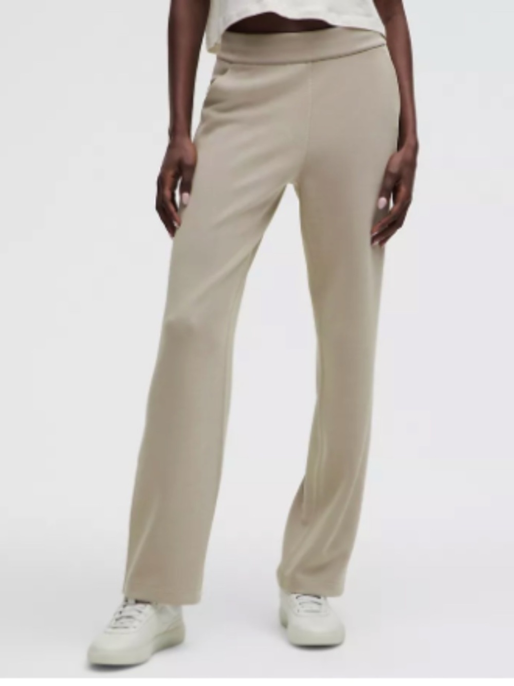 Lululemon Softstreme High-Rise Straight-Leg Pant Short